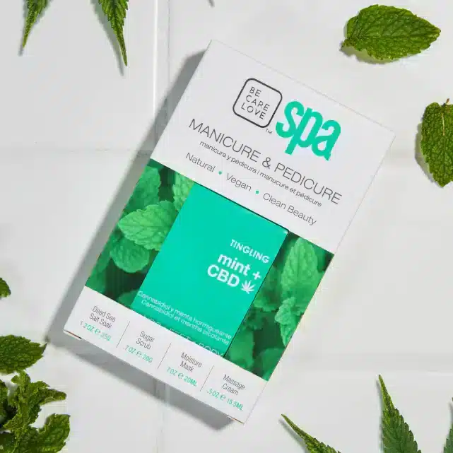 BCL Spa 4-Step Packette Box met verkoelende munt en CBD voor een complete voetverzorging in vier stappen