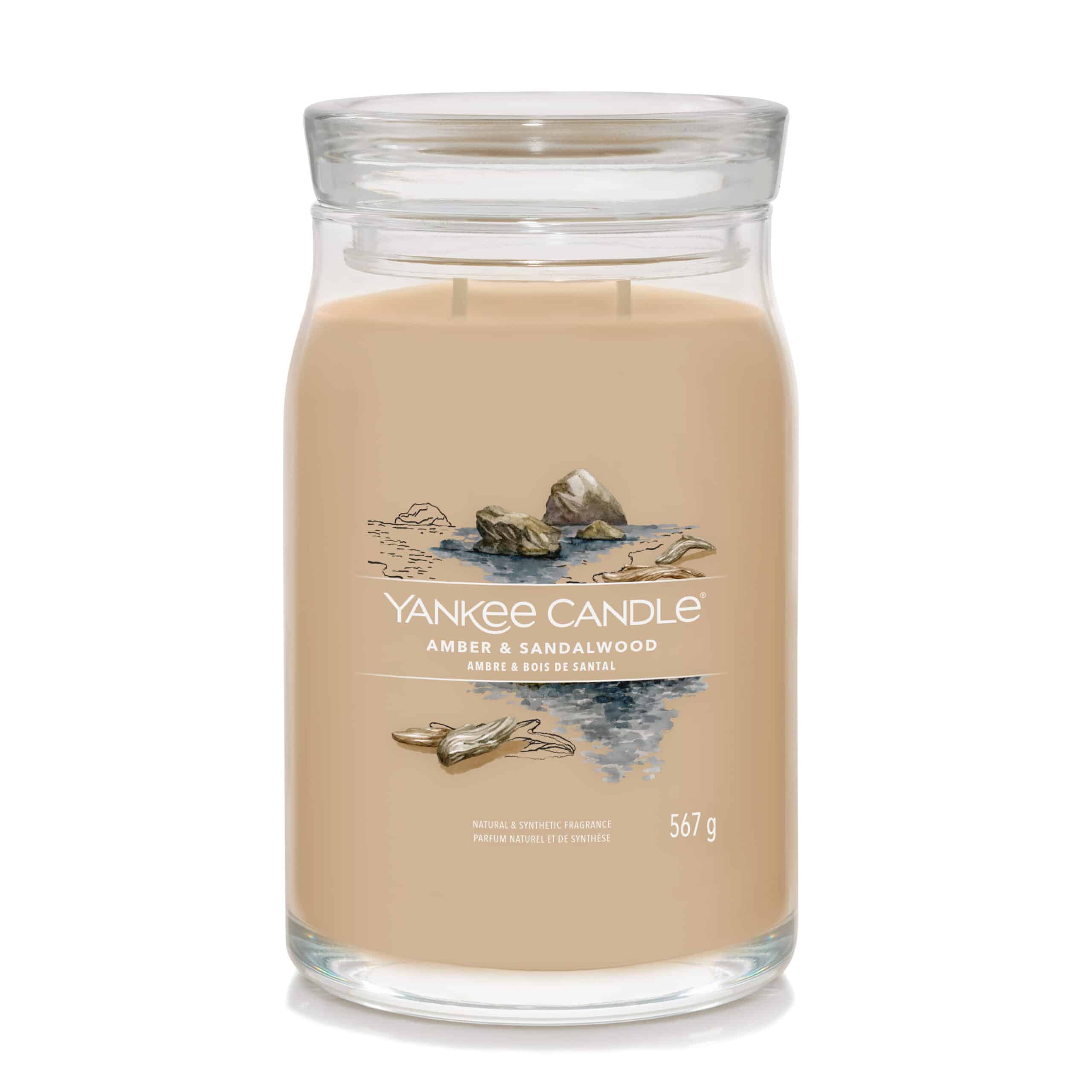 Yankee Candle Amber & Sandalwood Signature geurkaars in grote pot met warme houtige geur