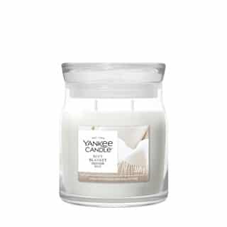 Yankee Candle Soft Blanket Signature Medium Jar scented candle
