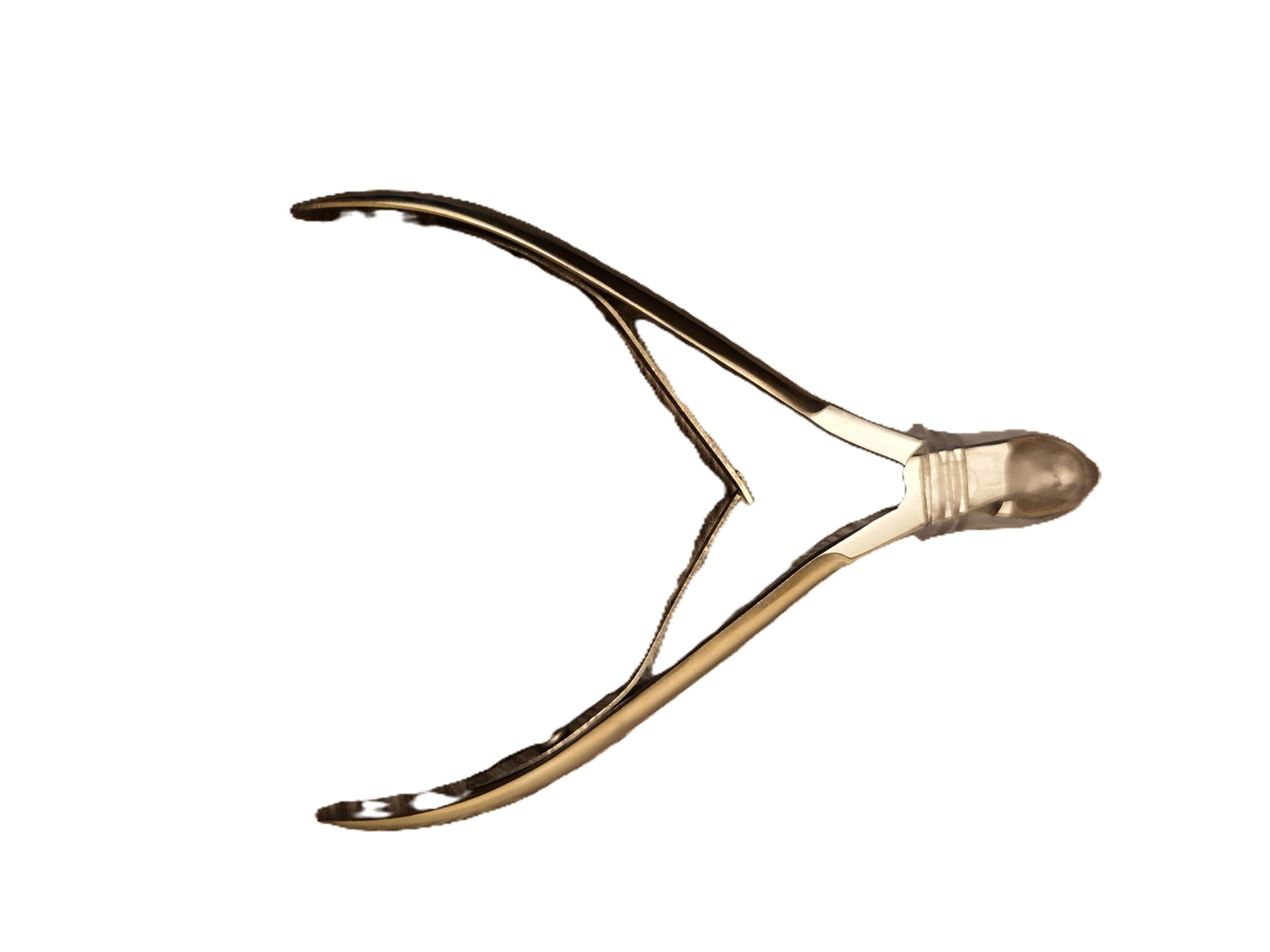 Cuticle nipper for precisely trimming and removing excess cuticles during a professional manicure