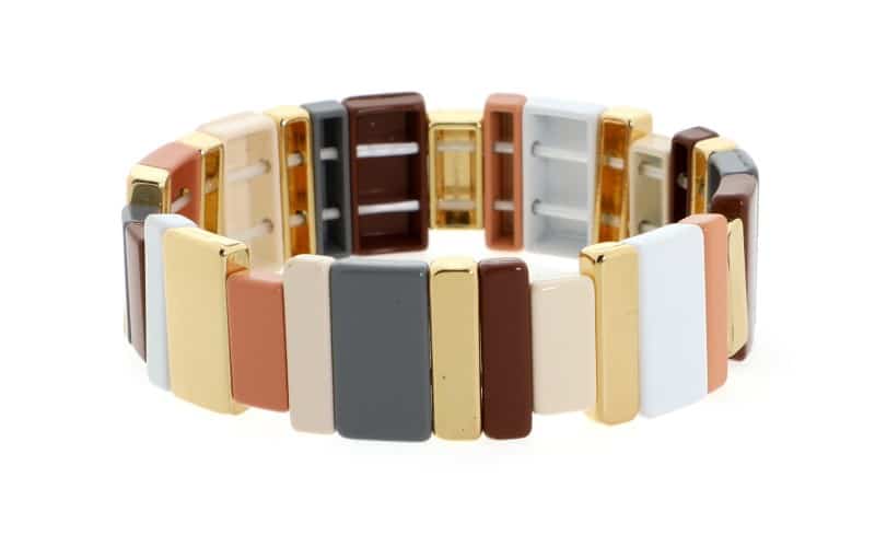 Wide Dewi women's bracelet in a khaki green shade for a bold look